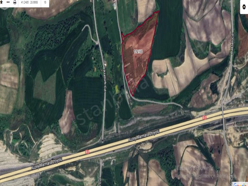 Arnavutköy Baklalıda Satılık Arsa , 750 m2 Yolu Var Evlerin Yakını