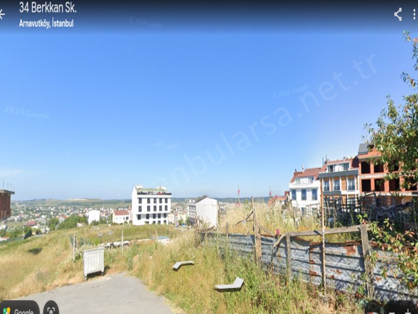 Arnavutköy Yavuzselim Mah Satılık Arsa , 300 M2 3 Kat İmarlı Merkezde Müstakil