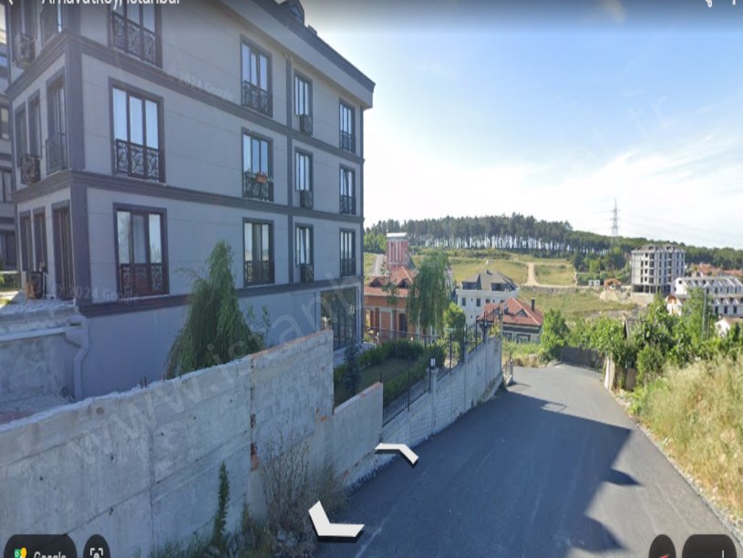 Arnavutköy Taşolukta Satılık Arsa , 325 M2 Köşebaşı Müstakil Villaların Yakını