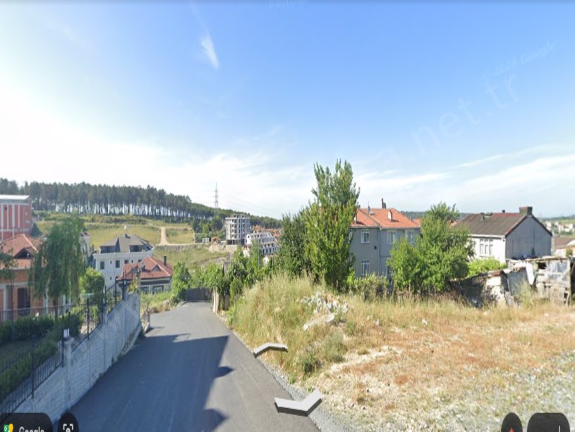 Arnavutköy Taşolukta Satılık Arsa , 325 M2 Köşebaşı Müstakil Villaların Yakını