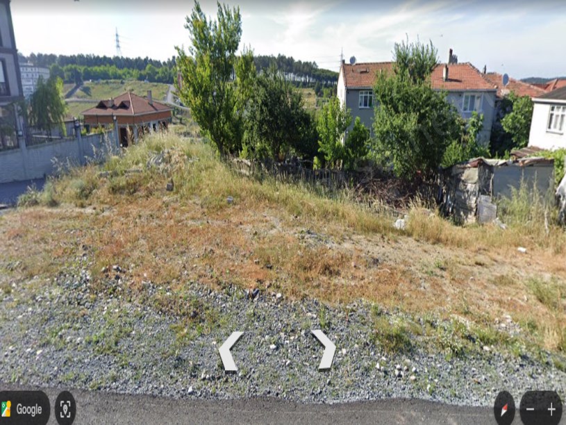 Arnavutköy Taşolukta Satılık Arsa , 325 M2 Köşebaşı Müstakil Villaların Yakını