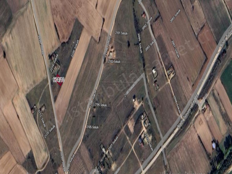 Tekirdağ Saray Büyükyoncalı Mah Satılık Arsa , 300 M2 Yolu Var Müstakil