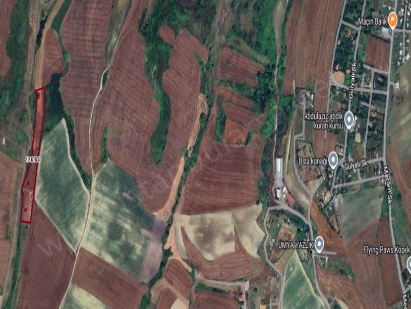 Arnavutköy Dursunköyde Satılık Arsa , 301 M2 Yolu Var Hisseli  Evlerin Yakını