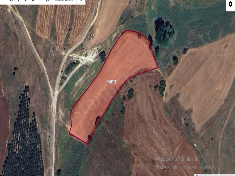Arnavutköy Hacımaşlı  Satılık Arsa , 225 m2 Cadde Cephe  Hisseli