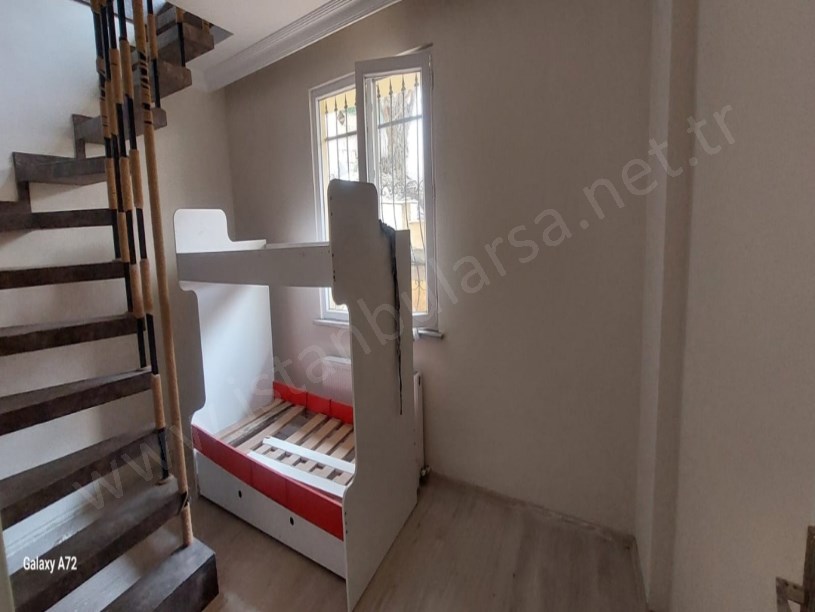 Arnavutköy Anadolu Mah Satılık Ters Dubleks , Bahçeli Masrafsız