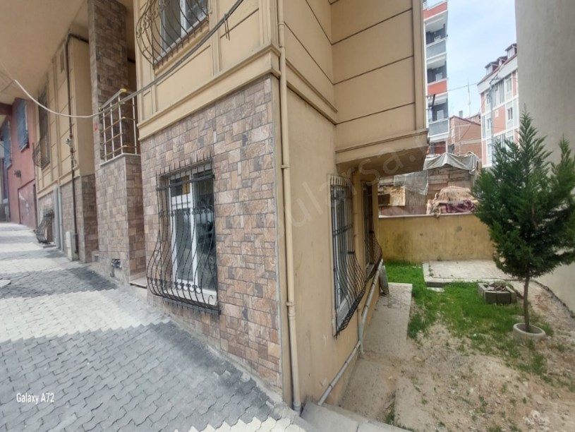 Arnavutköy Anadolu Mah Satılık Ters Dubleks , Bahçeli Masrafsız