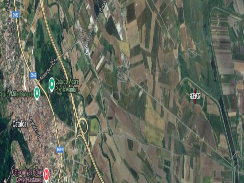 Çatalca İzzettinde Satılık Müstakil  Ev , 255 m2 Arsa İçinde Çevrili Yolu Var
