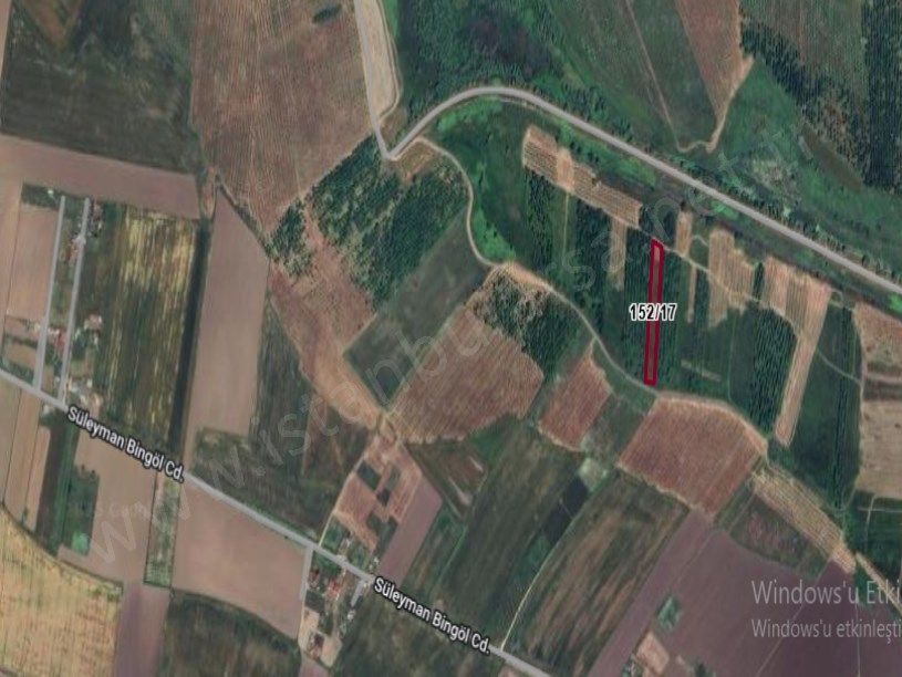 Çatalca İzzettinde Satılık Müstakil  Ev , 255 m2 Arsa İçinde Çevrili Yolu Var