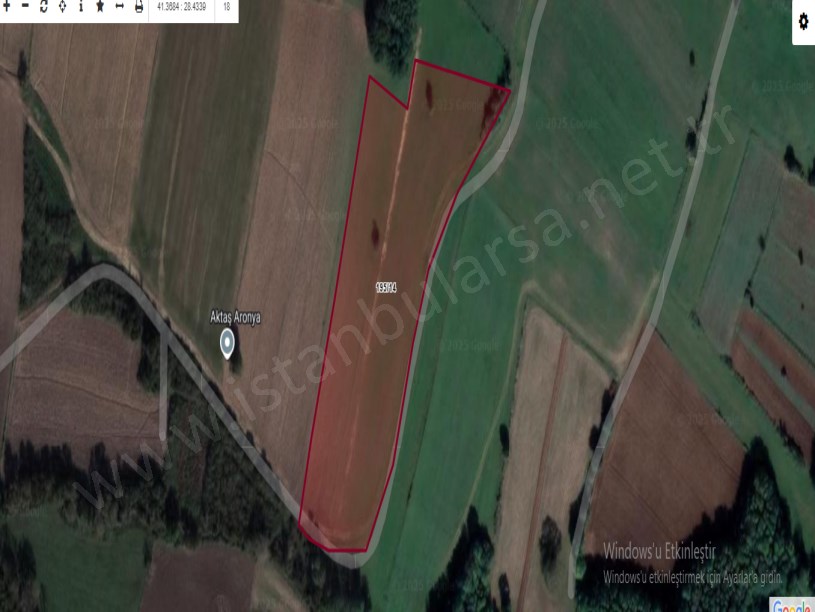Çatalca Çiftlikköyde Satılık Arsa ,624 m2 Çaplı Yolu Var 