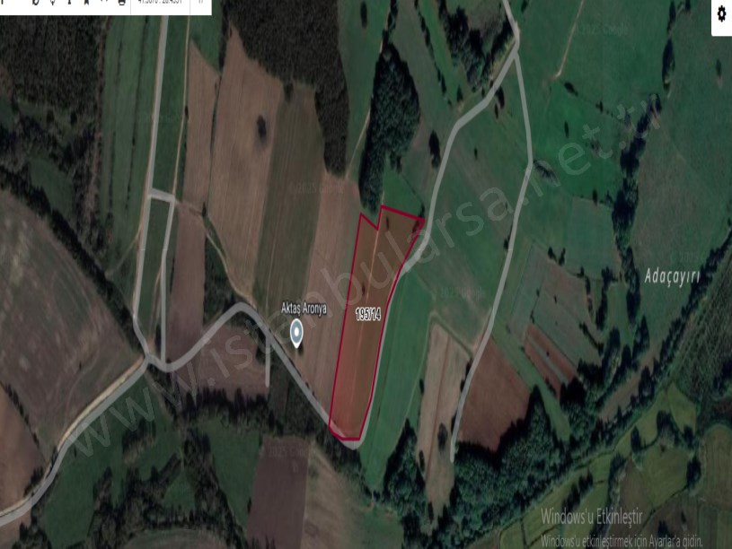 Çatalca Çiftlikköyde Satılık Arsa ,624 m2 Çaplı Yolu Var 