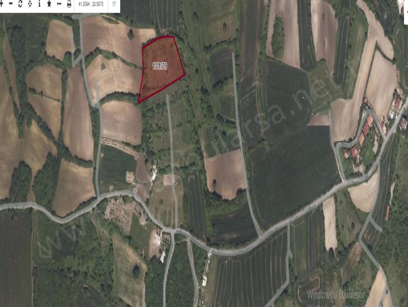 Arnavutköy Balabanda Satılık Arsa , 500 m2 Çaplı Evlerin Yakını Yolu Var