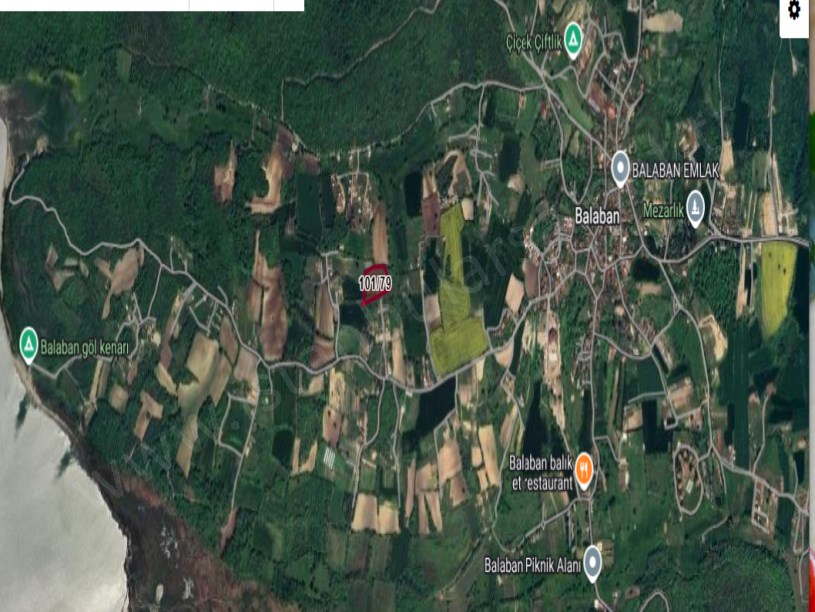 Arnavutköy Balabanda Satılık Arsa , 500 m2 Çaplı Evlerin Yakını Yolu Var
