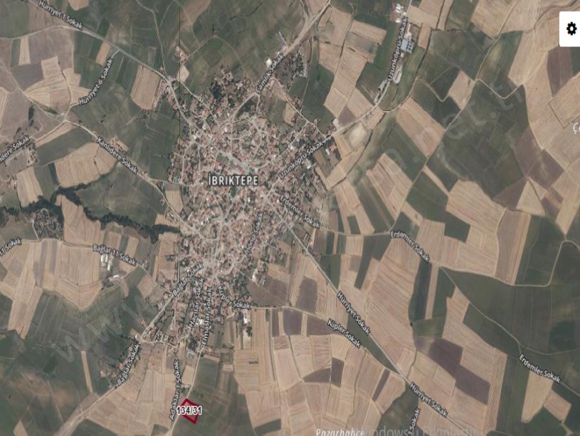Edirne İpsala İbriktepe Köyü Satılık Arsa , 435 m2 Asfalt cephe  Hisseli