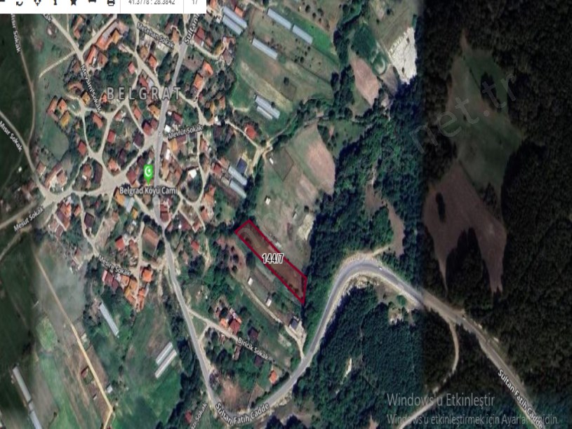 Çatalca Belgratta Satılık Arsa , 150 M2 Merkezde Evlerin Yakını  