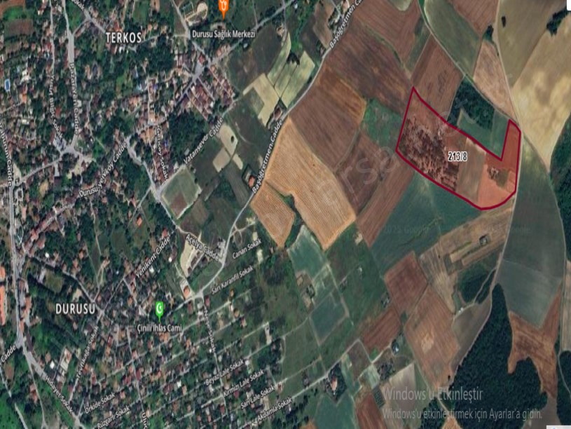 Arnavutköy Yeniköyde Satılık Arsa , 700 m2 Çaplı Yolu Var Evlerin Yakını