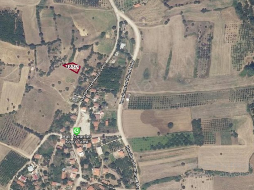 Çanakkale  Lapseki Hacıömerler Köyü Satılık Arsa , 445 m2 Müstakil Evlerin Yakını 