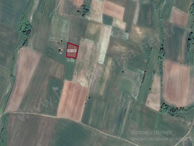 Kırklareli Babaeski Karahalil Köyünde Satılık Tarla , 1,600 m2 Bağ Yeri Müstakil