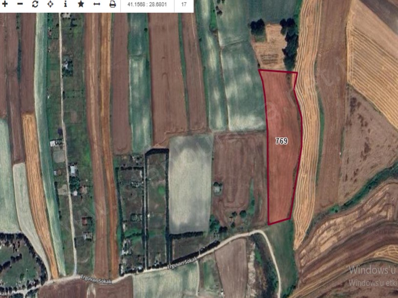 Arnavutköy Sazlıbosna Satılık Arsa , 480 m2 Yolu Var Evlerin Yakını 