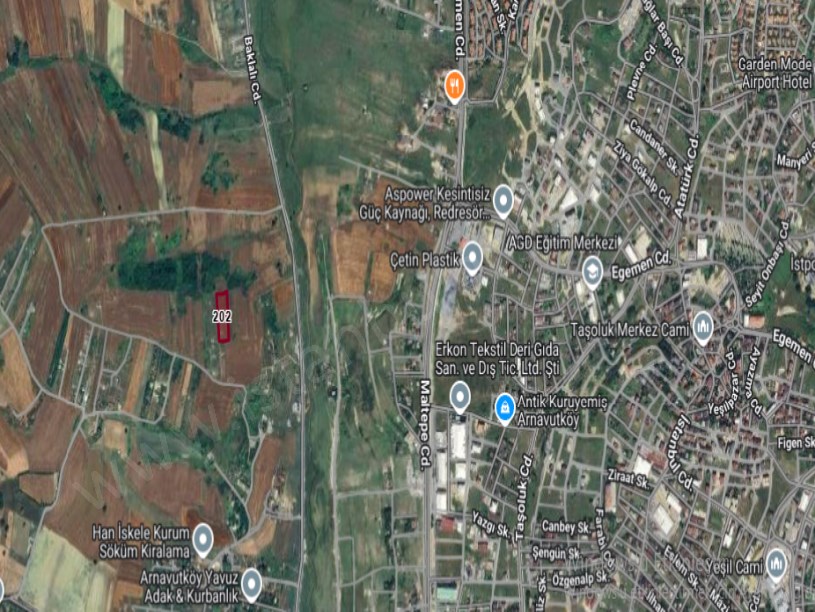 Arnavutköy Haraççıda Satılık Arsa , 186 m2 Evlerin Yakını Hisseli