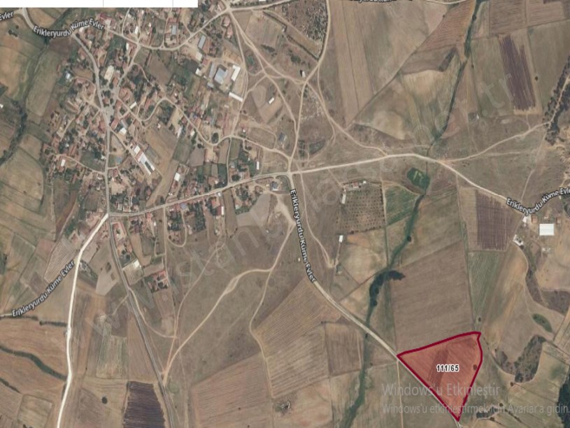 Kırklareli Babaeski Erikleryurdu Köyünde Satılık Arsa , 5,600 m2 Asfalt Caddeye Cephe Hisseli