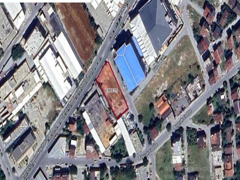 Arnavutköy Haraççıda Satılık Arsa , 1,885 m2 Cadde Cephe Müstakil Merkezde
