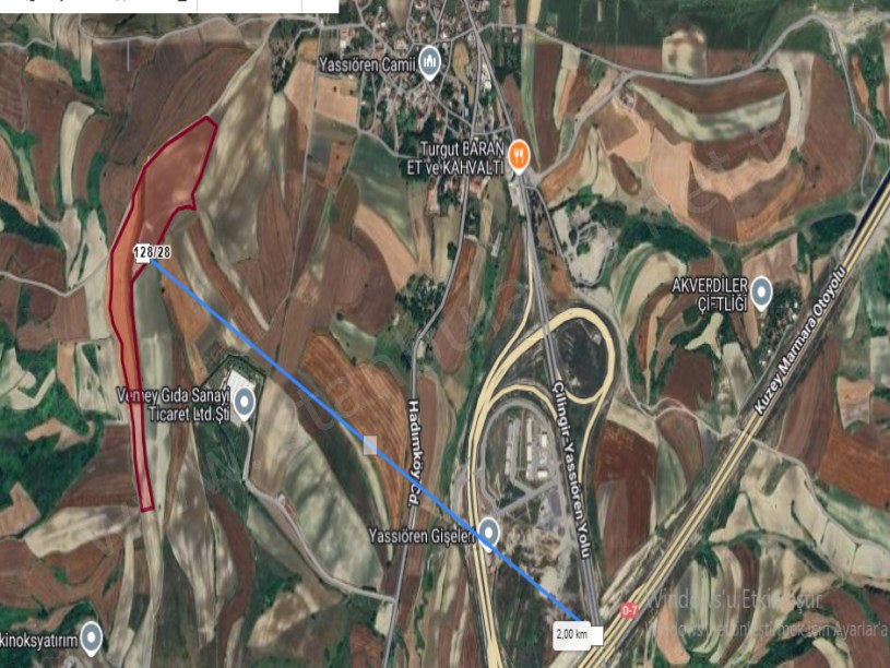 Arnavutköy Yassıörende Satılık Arsa , 880 m2 Hisseli Yolu Var
