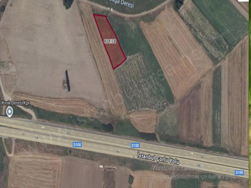Silivri Değirmenköyde Satılık Tarla , 1,307 M2 Müstakil Yolu Var Çevrili