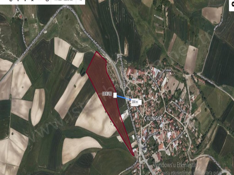 Arnavutköy Çilingirde Satılık Arsa , 500 m2 Merkezde Yolu var Hisseli