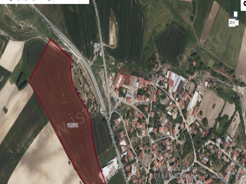 Arnavutköy Çilingirde Satılık Arsa , 500 m2 Merkezde Yolu var Hisseli