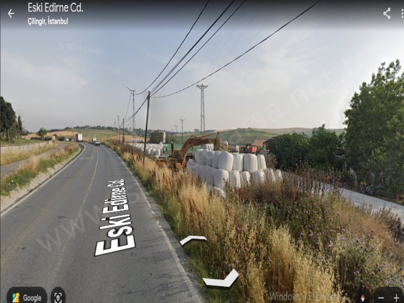Arnavutköy Çilingirde Satılık Arsa , 500 m2 Merkezde Yolu var Hisseli