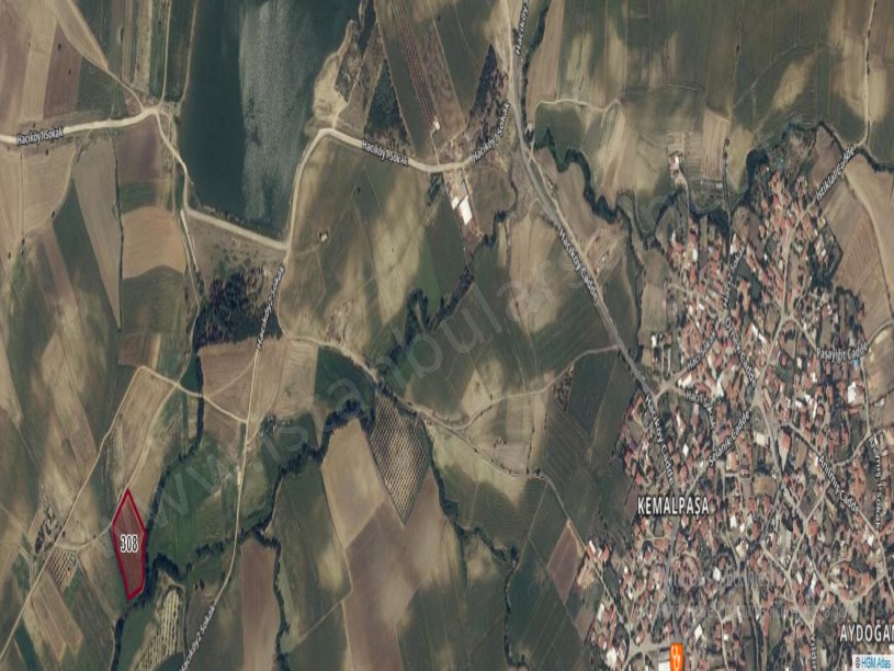 Edirne Keşan Beğendik Köyü Satılık Arsa , 837 m2  Yolu  Var Hisseli Evlerin Yakını