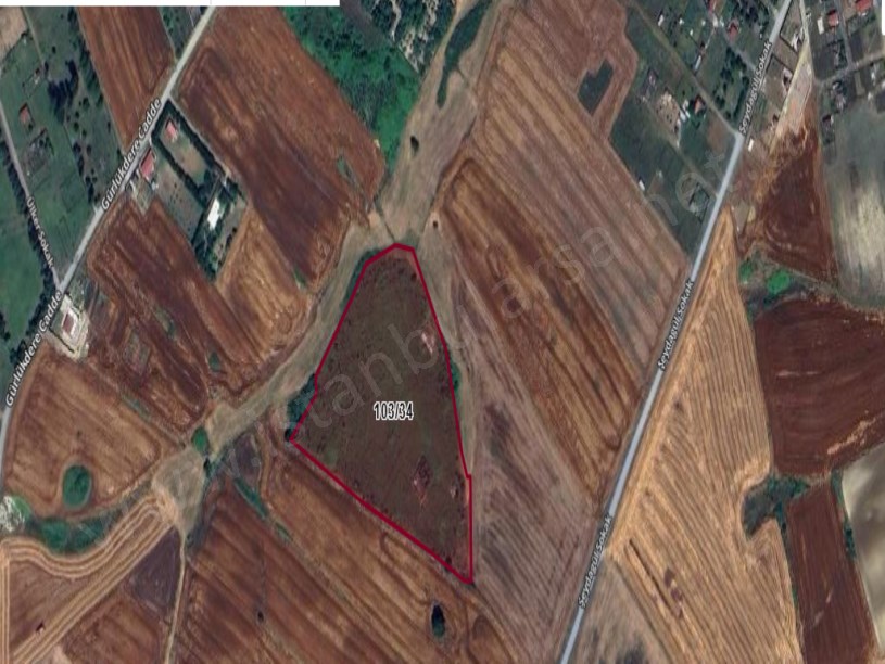Arnavutköy Çilingirde Satılık Arsa , 302 M2 Hisseli İmarlı 