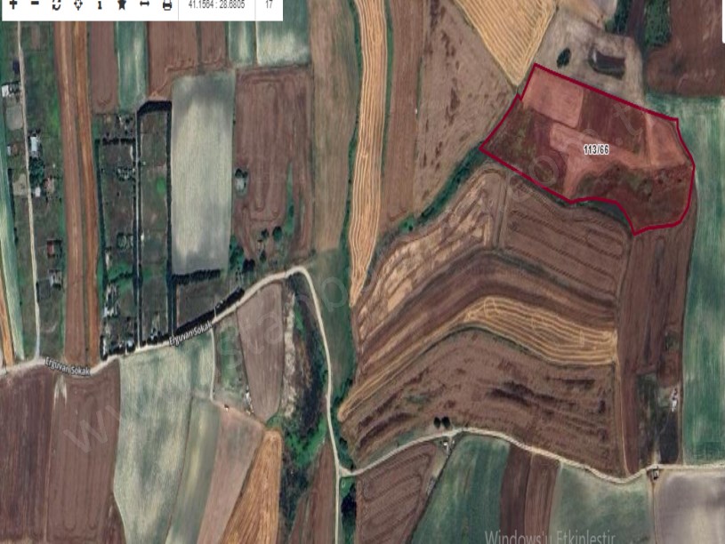 Arnavutköy Hacımaşlı  Satılık Arsa , 202 m2 Yolu Var Evlerin Yakını