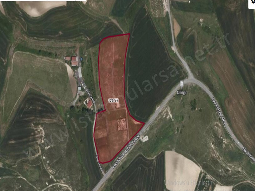Arnavutköy Çilingirde Satılık Arsa , 300 m2 Cadde Cephe  Çaplı  Evlerin Yakını