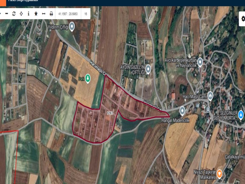 Arnavutköy Hacımaşlı  Satılık Arsa , 400 M2 Çevrili Yolu Var  İmarlı