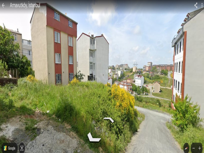 Arnavutköy İslambeyde Satılık Arsa , 144 m2 4 kat İmarlı  Merkezde Müstakil