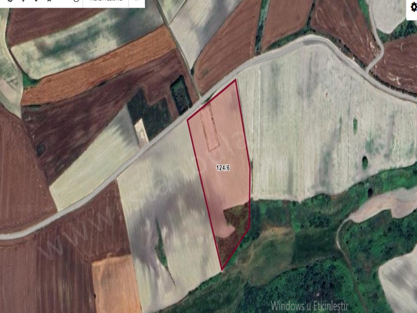 Çatalca Nakkaşta  Satılık Arsa , 1,023 M2 Cadde Cephe Çaplı Yolu Var