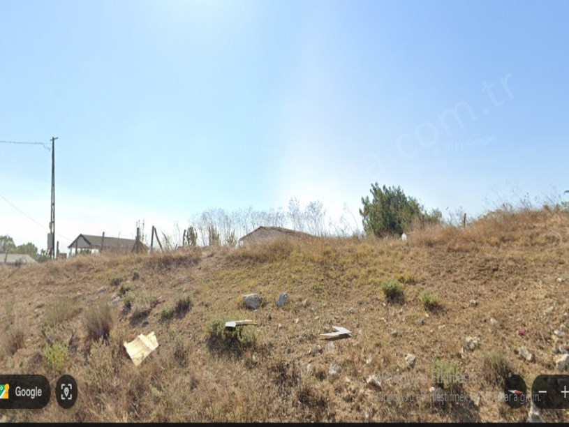 Çatalca Oklalıda Satılık Arsa , 225 M2 Merkezde Cadde Cephe  Hisseli