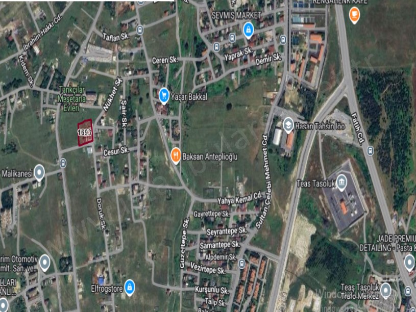 Arnavutköy Taşolukta Satılık Arsa , 188 m2 Merkezde Yolu Var 