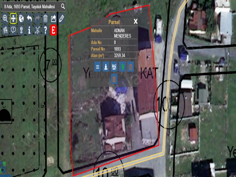 Arnavutköy Taşolukta Satılık Arsa , 188 m2 Merkezde Yolu Var 