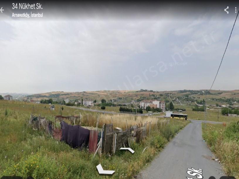 Arnavutköy Taşolukta Satılık Arsa , 188 m2 Merkezde Yolu Var 