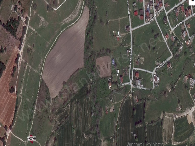 Tekirdağ Saray Büyükyoncalı Mah Satılık Arsa , 266 M2 Evlerin Yakını Yolu Var Müstakil