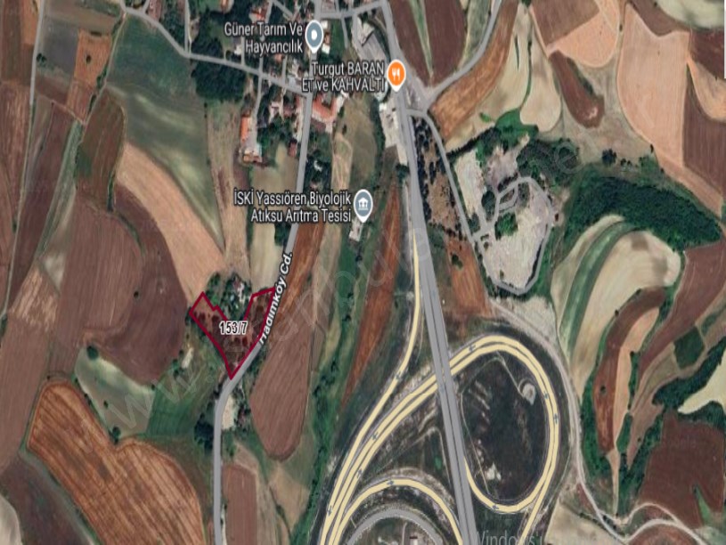 Arnavutköy Yassıörende Satılık Arsa , 389 M2 Cadde Cephe Hisseli 