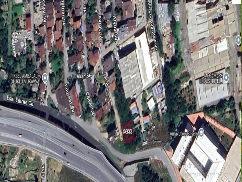 Arnavutköy Merkezde Satılık Arsa , 350 m2 Köşe Başı Çift Dairelik Müstakil 