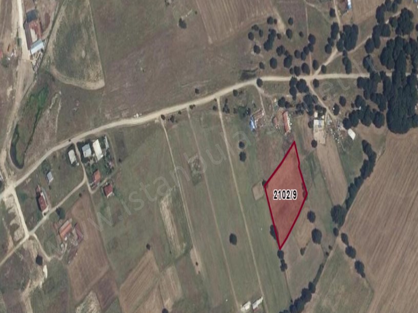 Tekirdağ Saray Bozoba Mah , Satılık Tarla , 4,586 m2 Müstakil  Merkezde 