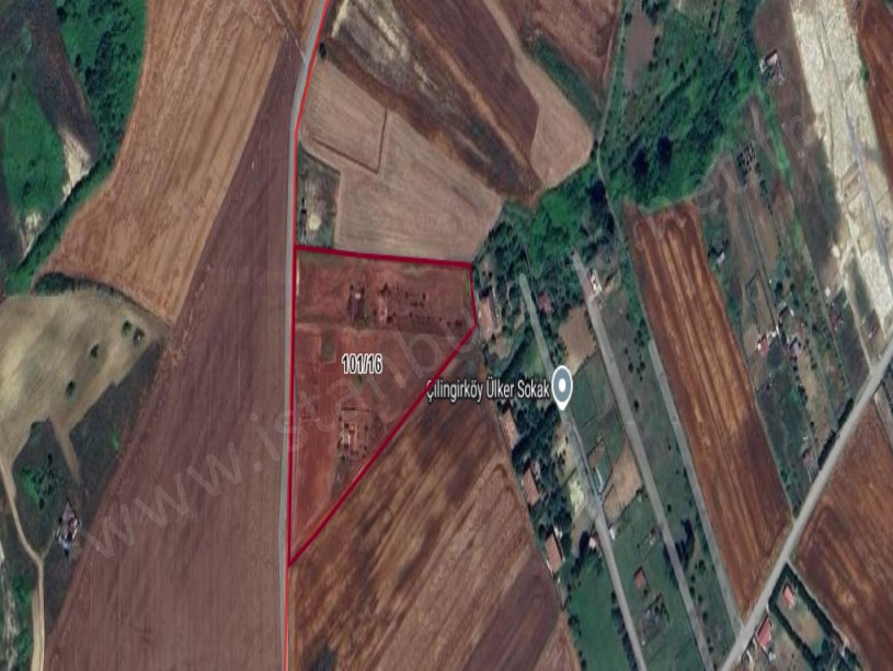 Arnavutköy Çilingirde Satılık Arsa , 400 m2 Merkezde Hisseli 