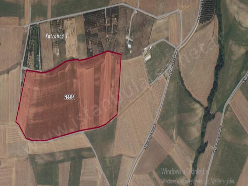 Tekirdağ Marmaraereğli Çeşmeli Mah Satılık Arsa , 242 m2 Evlerin Yakını Yolu Var 
