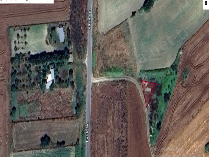 Arnavutköy Çilingirde Satılık Arsa ,  185 M2 Müstakil Yolu Var İmarlı