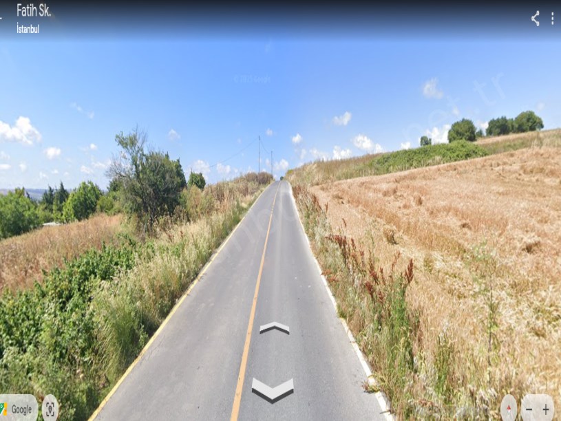 Arnavutköy Çilingirde Satılık Arsa ,  185 M2 Müstakil Yolu Var İmarlı
