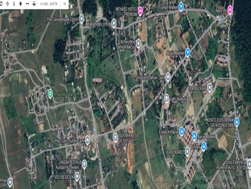Arnavutköy Tayakadın Satılık Arsa , 437 M2  Merkezde Evlerin Yakını Yolu Var